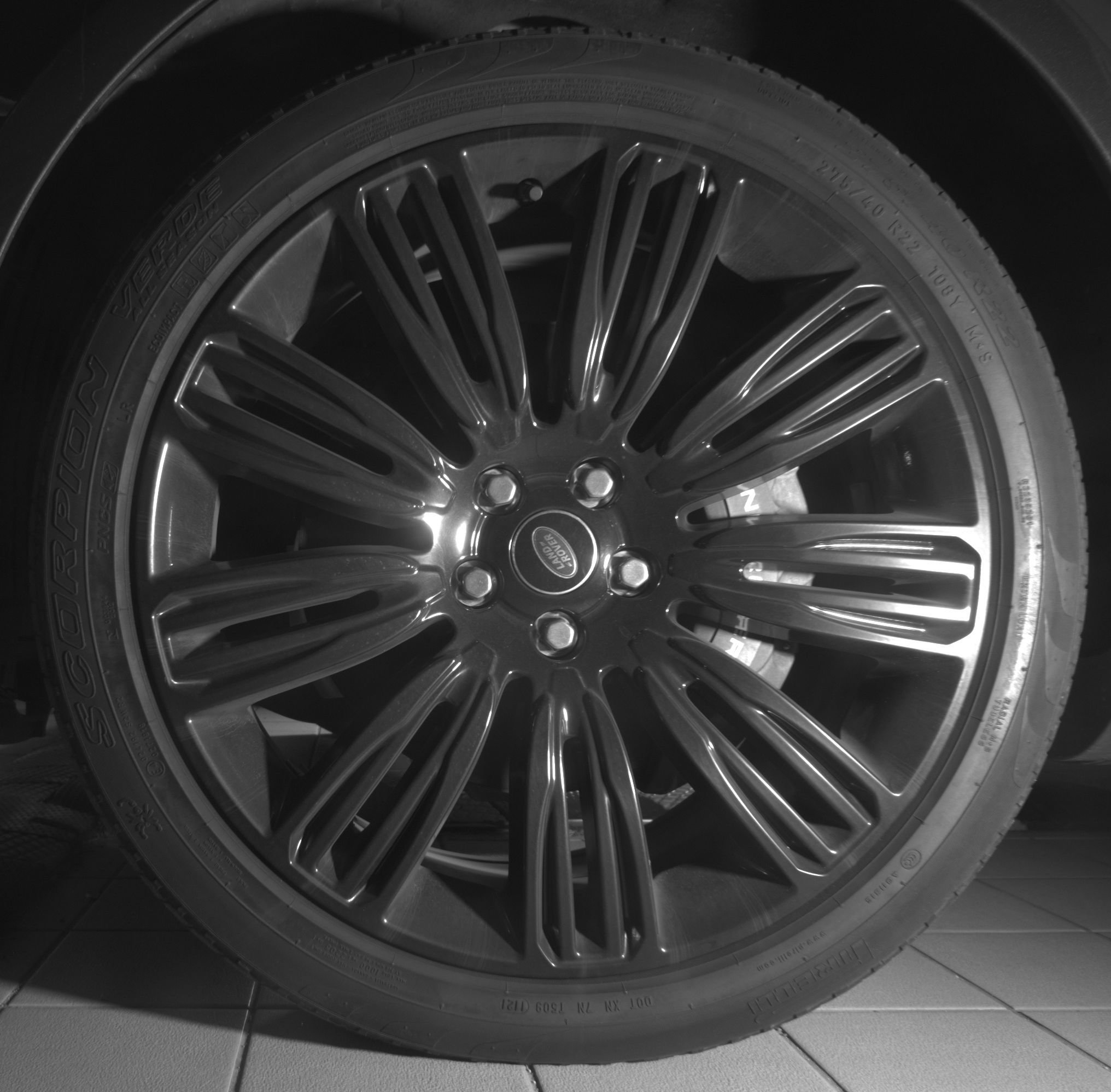 Used 2020 Land Rover Range Rover HSE AWD/4WD image 25