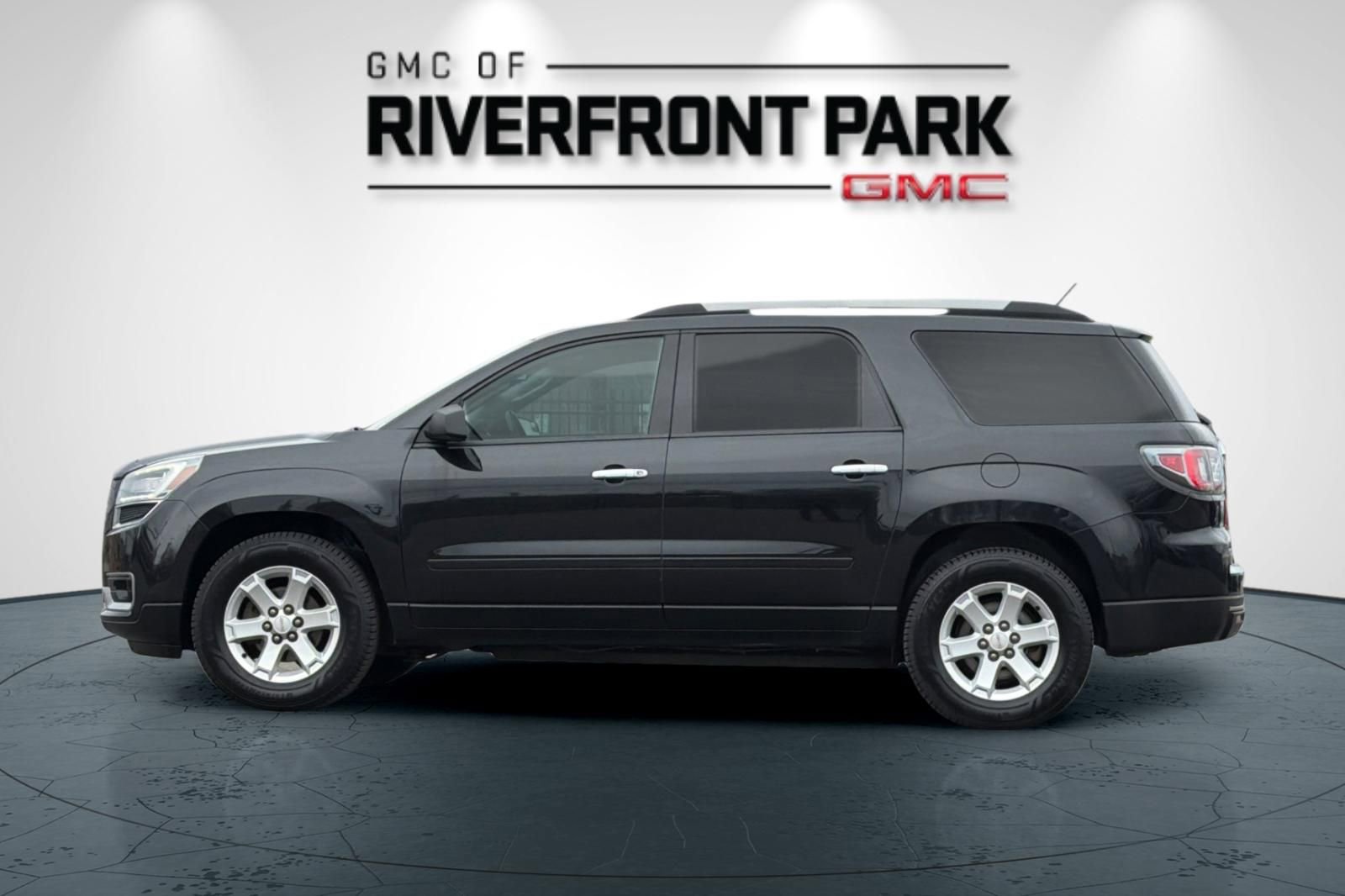 Used 2014 GMC Acadia SLE image 6