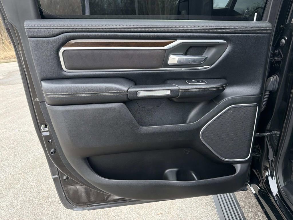 Used 2021 RAM 1500 Laramie w/ Laramie Southwest Edition image 15