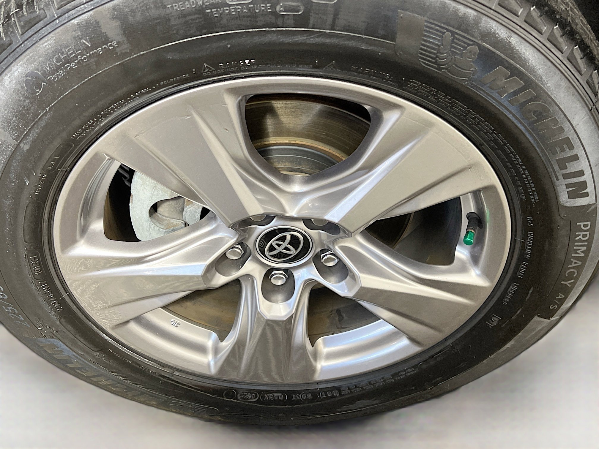 Used 2022 Toyota RAV4 XLE image 14