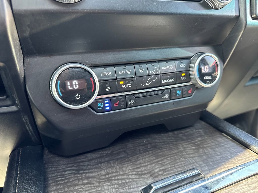 Used 2021 Ford Expedition Limited AWD/4WD image 37