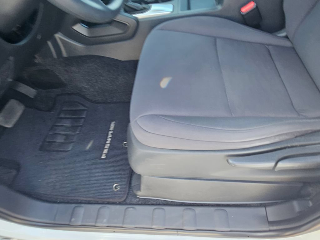 Used 2022 Nissan Frontier S w/ Technology Package RWD image 14