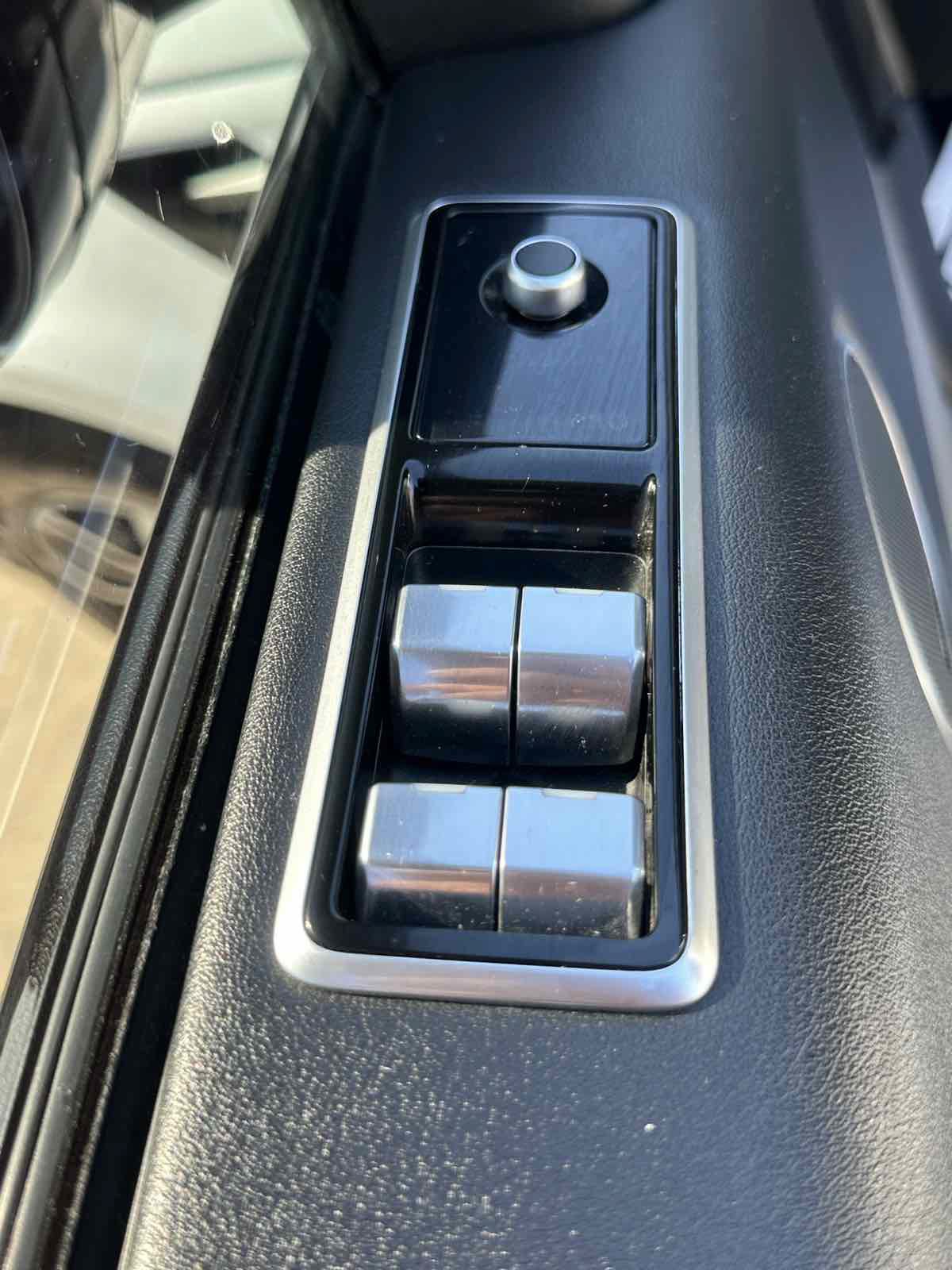 Used 2021 Land Rover Range Rover Sport HSE Silver Edition AWD/4WD image 26