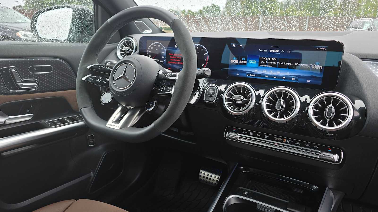 Certified 2026 Mercedes-Benz GLA 35 AMG 4MATIC image 11