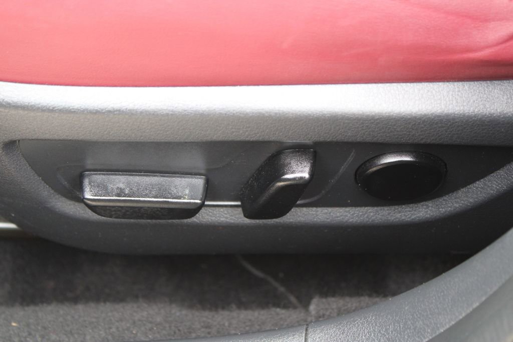 Used 2023 MAZDA CX-30 AWD 2.5 S w/ Preferred Package image 16