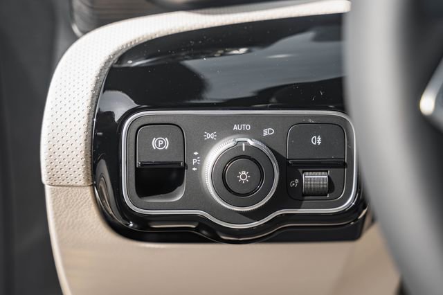 New 2026 Mercedes-Benz CLA 250 4MATIC image 40