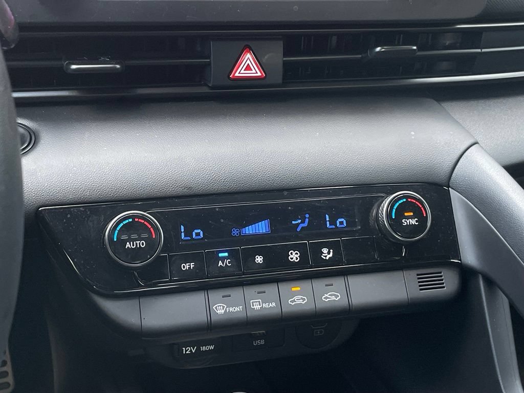 Used 2026 Hyundai Elantra Sport FWD image 18