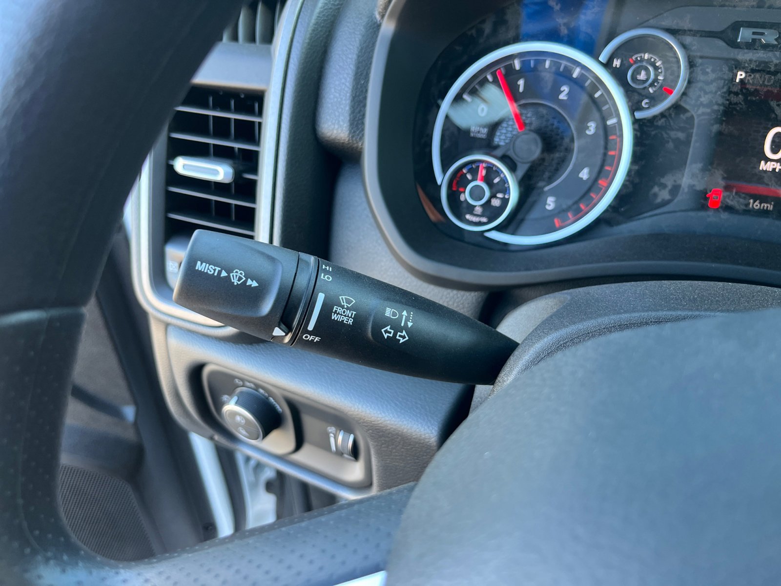 New 2026 RAM 2500 Tradesman AWD/4WD image 12