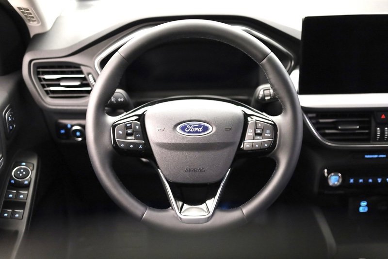 Used 2023 Ford Escape Platinum image 13