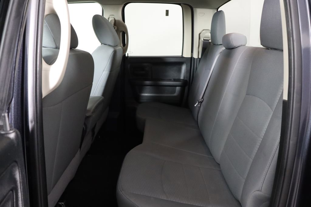 Used 2018 RAM 1500 Express RWD image 16