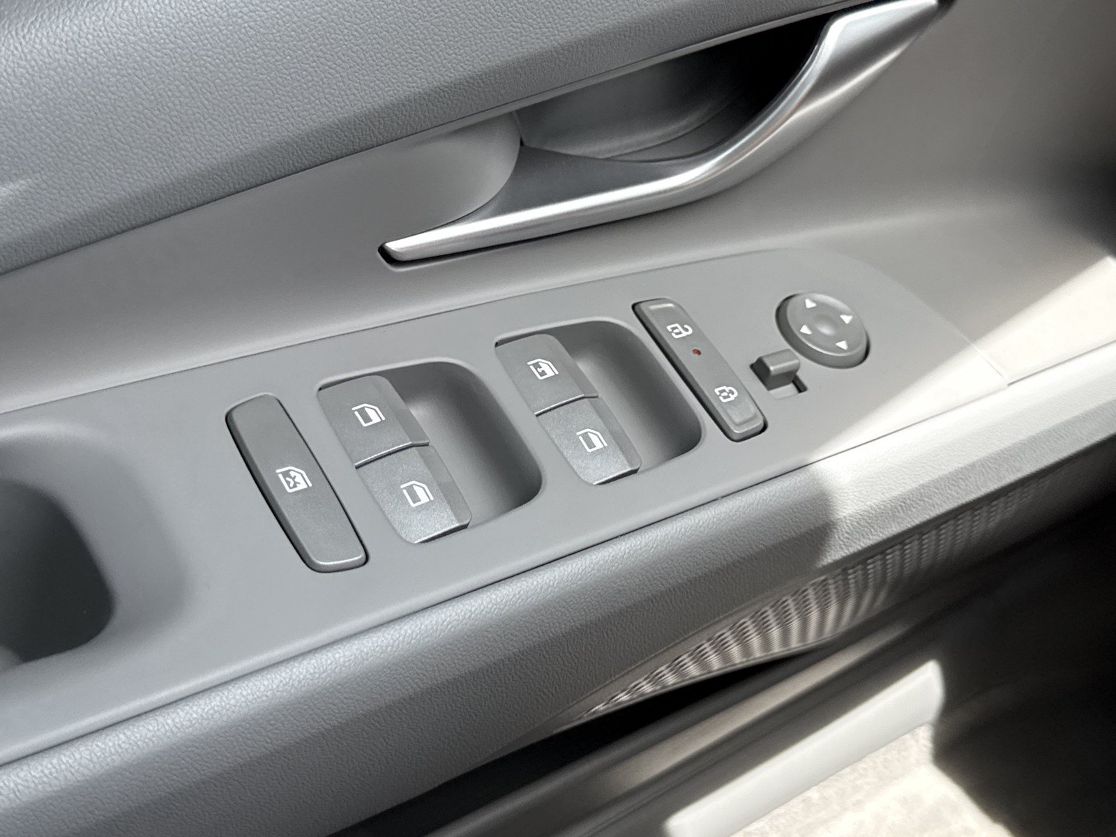 New 2026 Hyundai Elantra SE FWD image 15