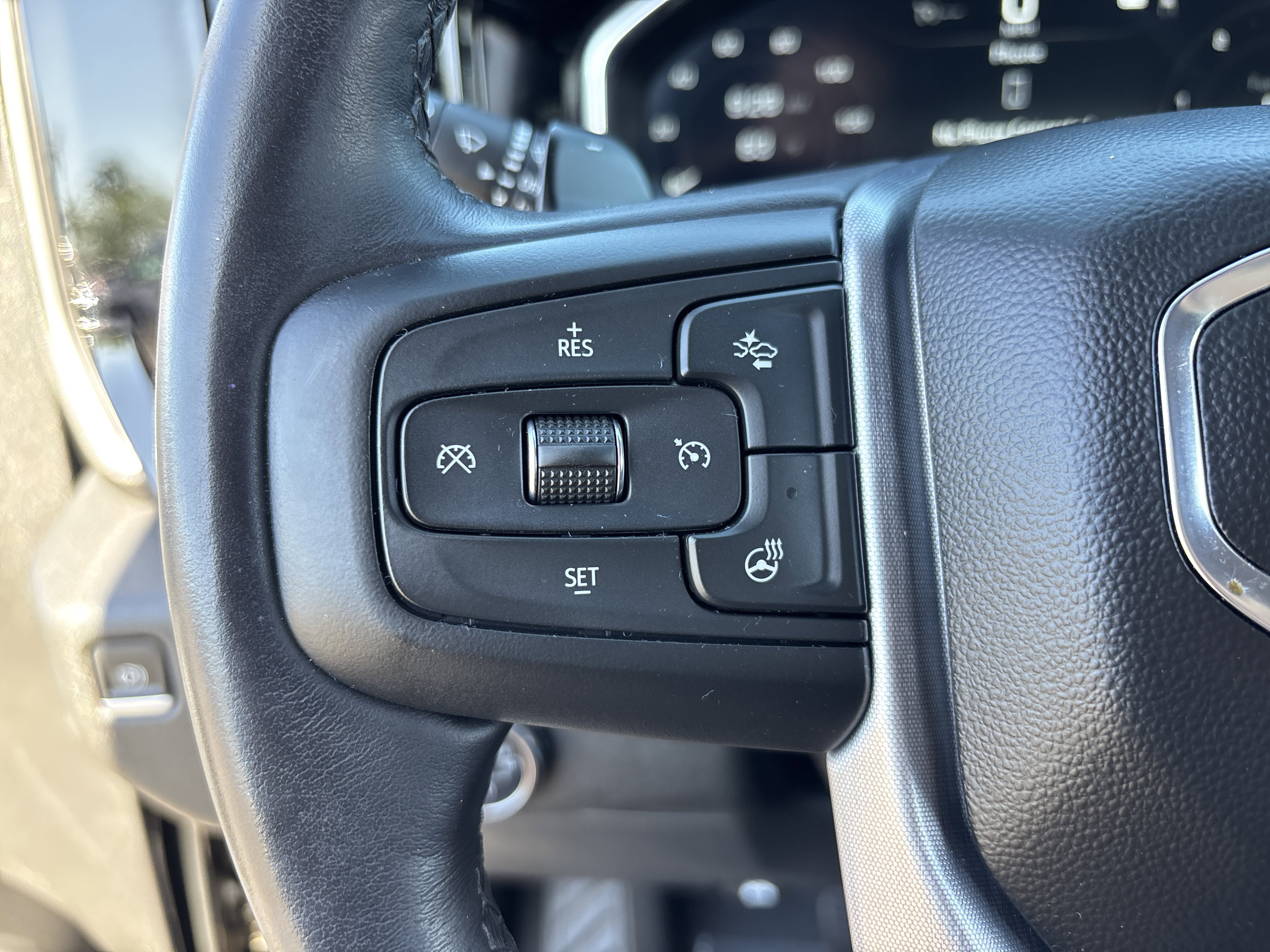 Used 2023 GMC Sierra 1500 SLT w/ SLT Convenience Package AWD/4WD image 26