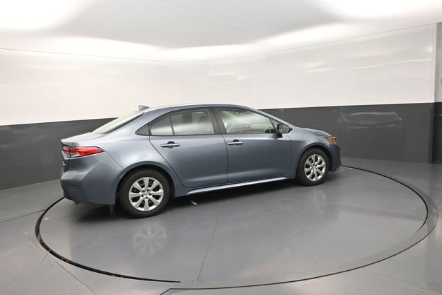 Used 2024 Toyota Corolla LE FWD image 8