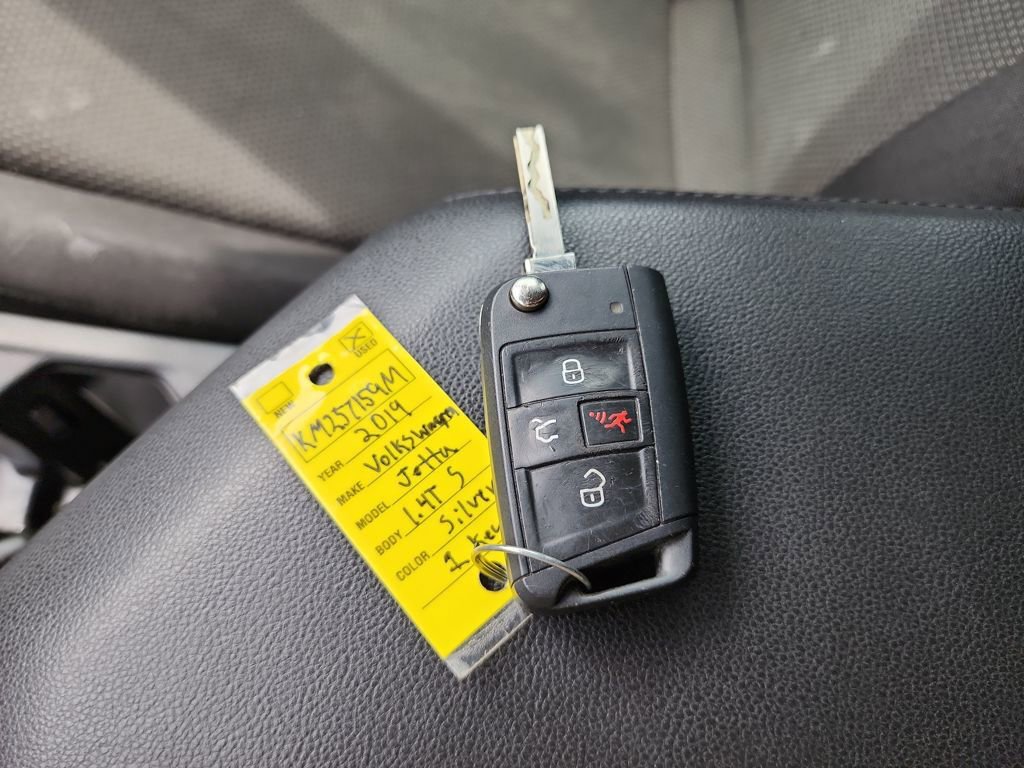 Used 2019 Volkswagen Jetta S w/ Driver Assistance Package image 40