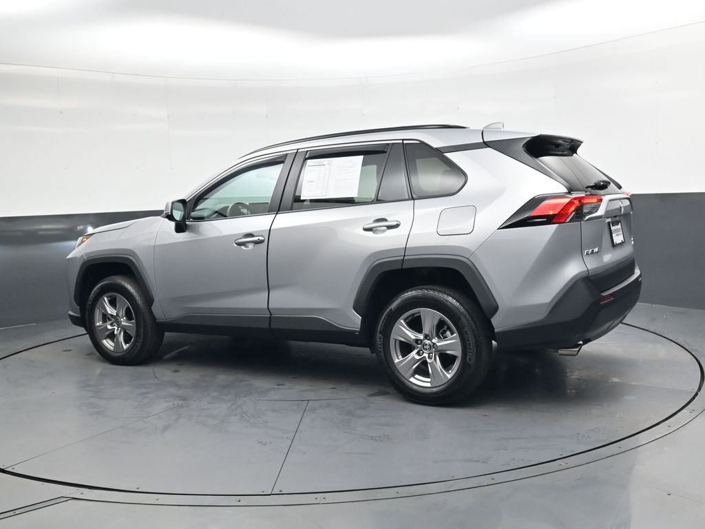 Used 2023 Toyota RAV4 XLE w/ Convenience Package image 7