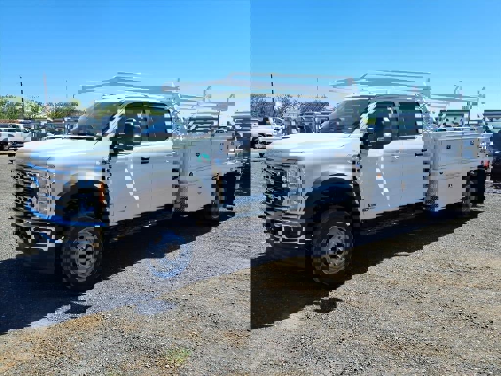 New 2026 Ford F550 2WD Crew Cab Super Duty image 7