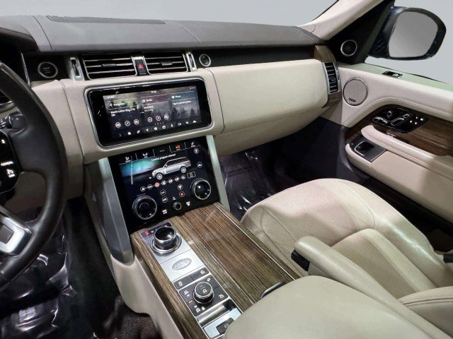 Used 2019 Land Rover Range Rover HSE image 39