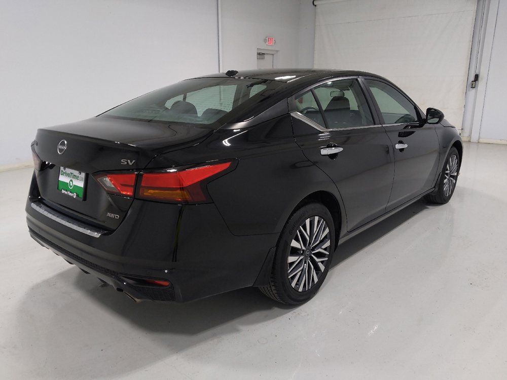Used 2023 Nissan Altima 2.5 SV w/ SV Premium Package image 9