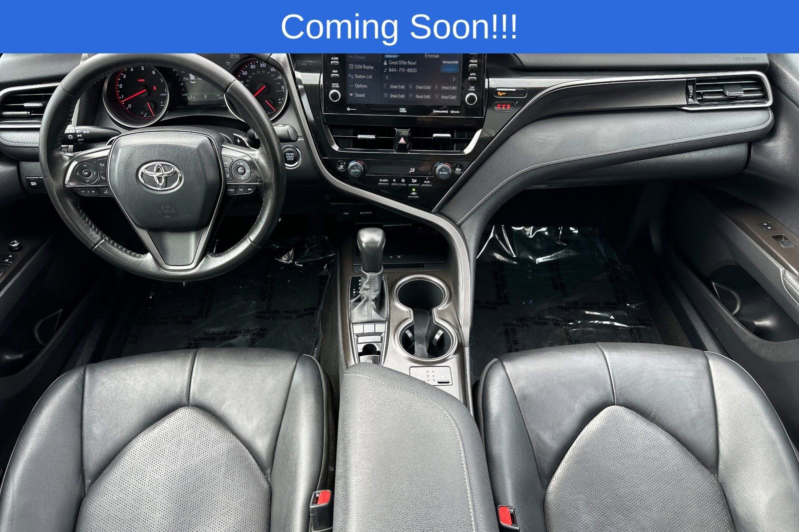 Used 2022 Toyota Camry XSE FWD image 14