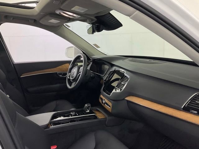 Certified 2024 Volvo XC90 T8 Plus w/ Protection Package Premier AWD/4WD image 30