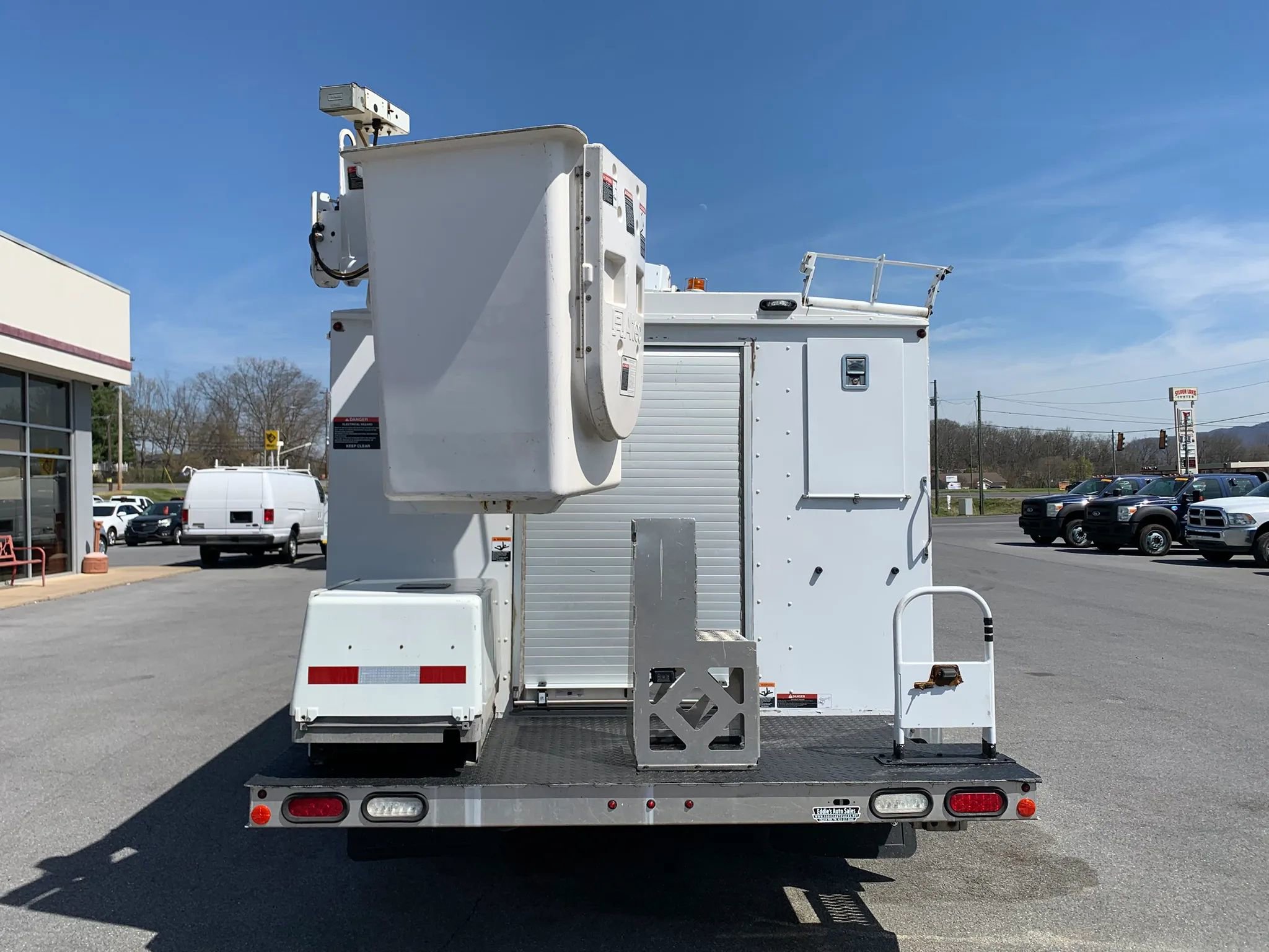 Used 2019 Ford E-350 and Econoline 350 Super Duty RWD image 6