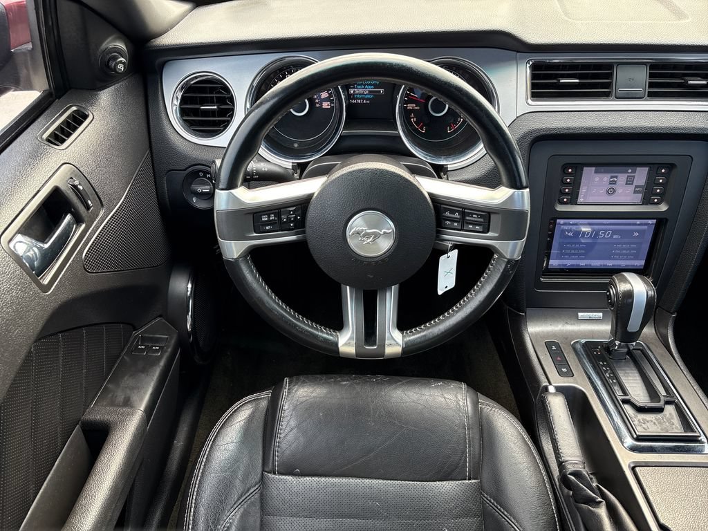 Used 2014 Ford Mustang GT Premium w/ Comfort Package RWD image 20