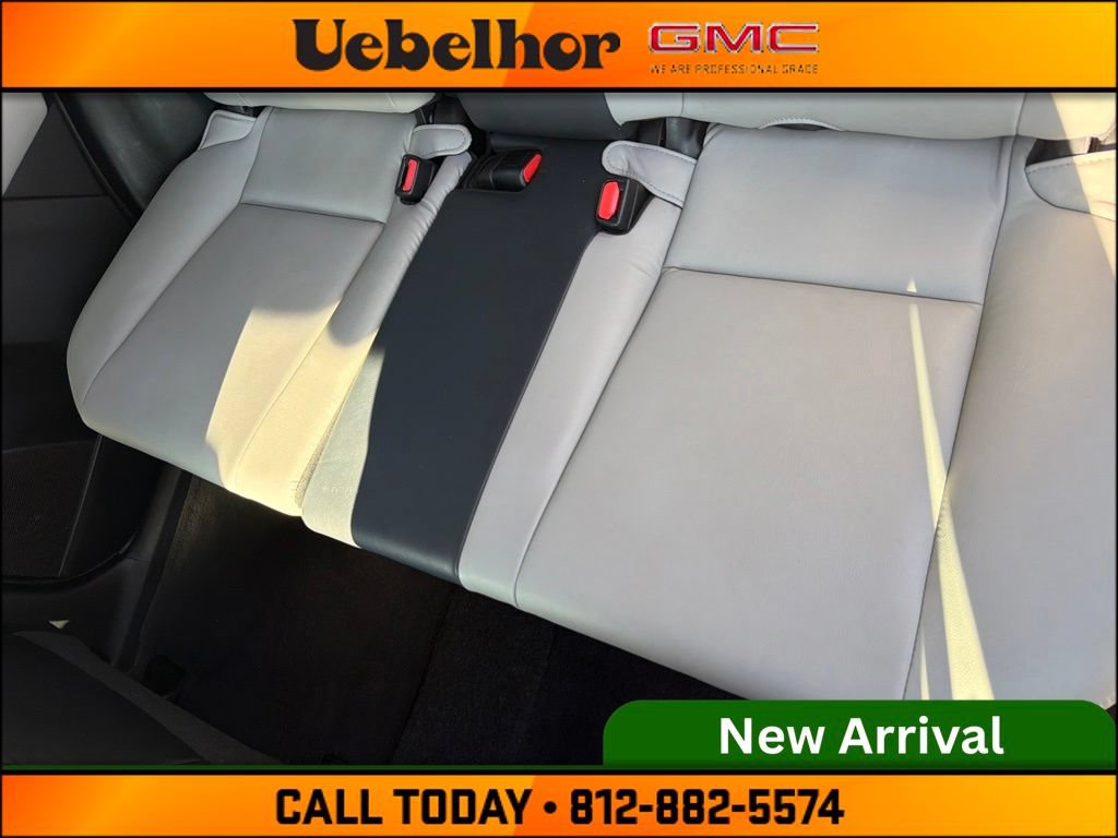 Used 2017 Toyota RAV4 Limited FWD image 19