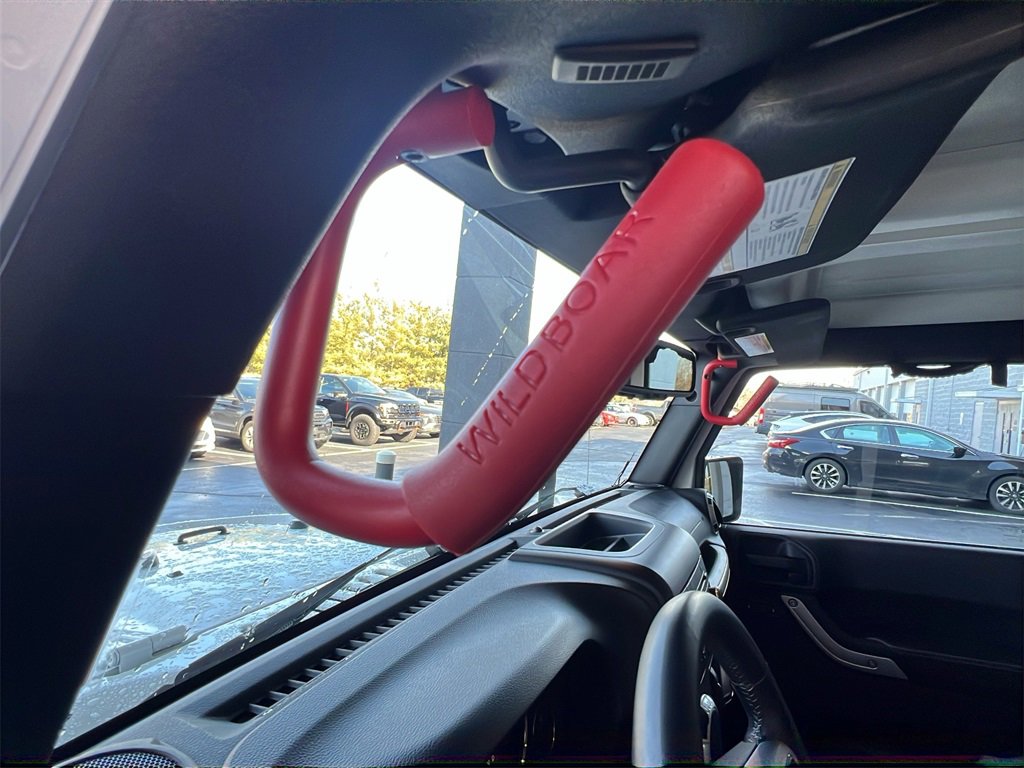 Used 2017 Jeep Wrangler Unlimited Rubicon image 13