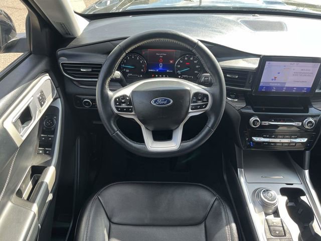Certified 2023 Ford Explorer Limited w/ Equipment Group 301A AWD/4WD image 10