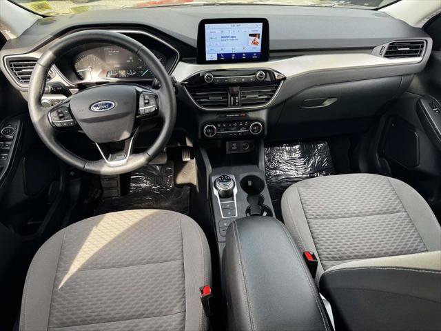 Used 2021 Ford Escape SE w/ Convenience Package AWD/4WD image 12