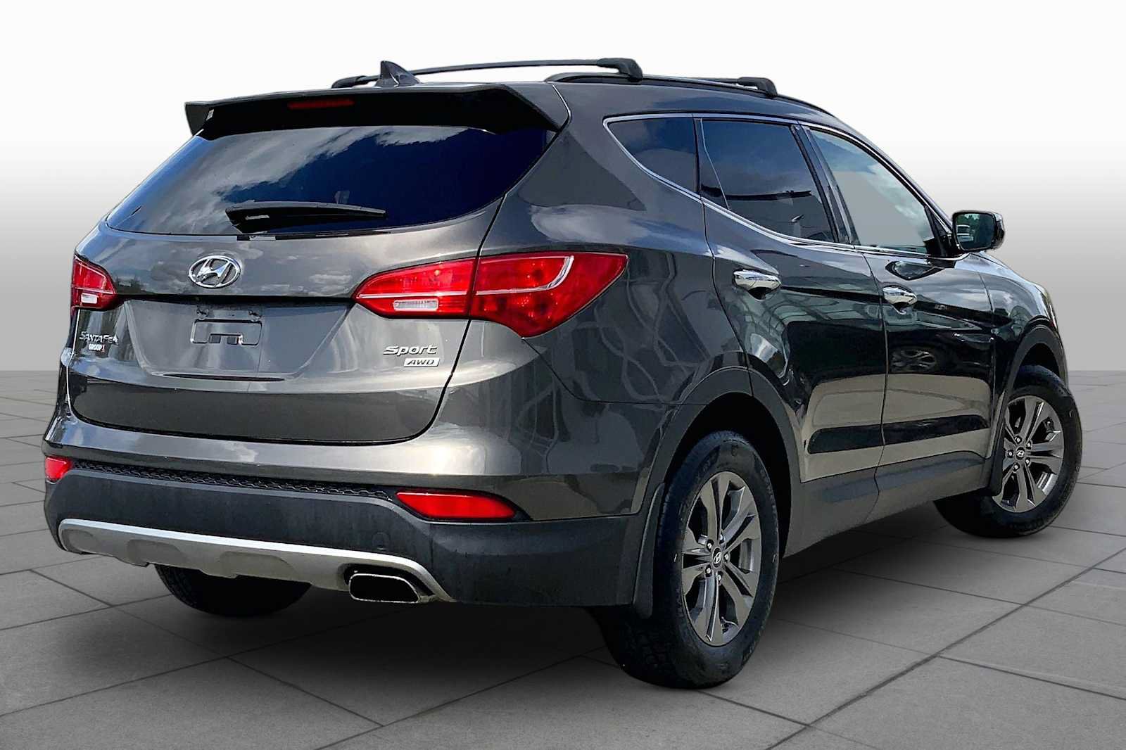 Used 2014 Hyundai Santa Fe Sport w/ Premium Equipment Package 03 AWD/4WD image 12