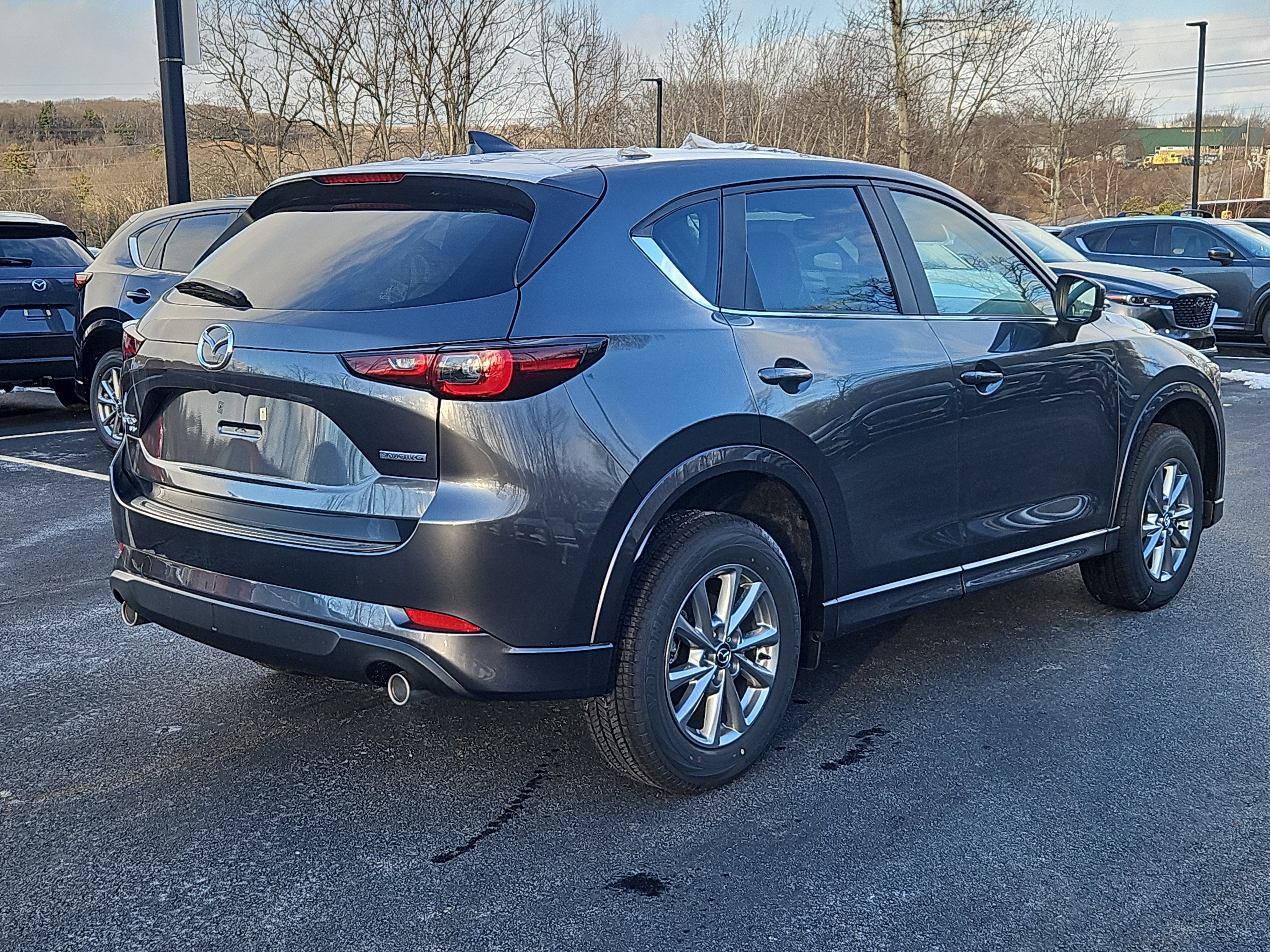 New 2025 MAZDA CX-5 AWD 2.5 S w/ Preferred Package image 2