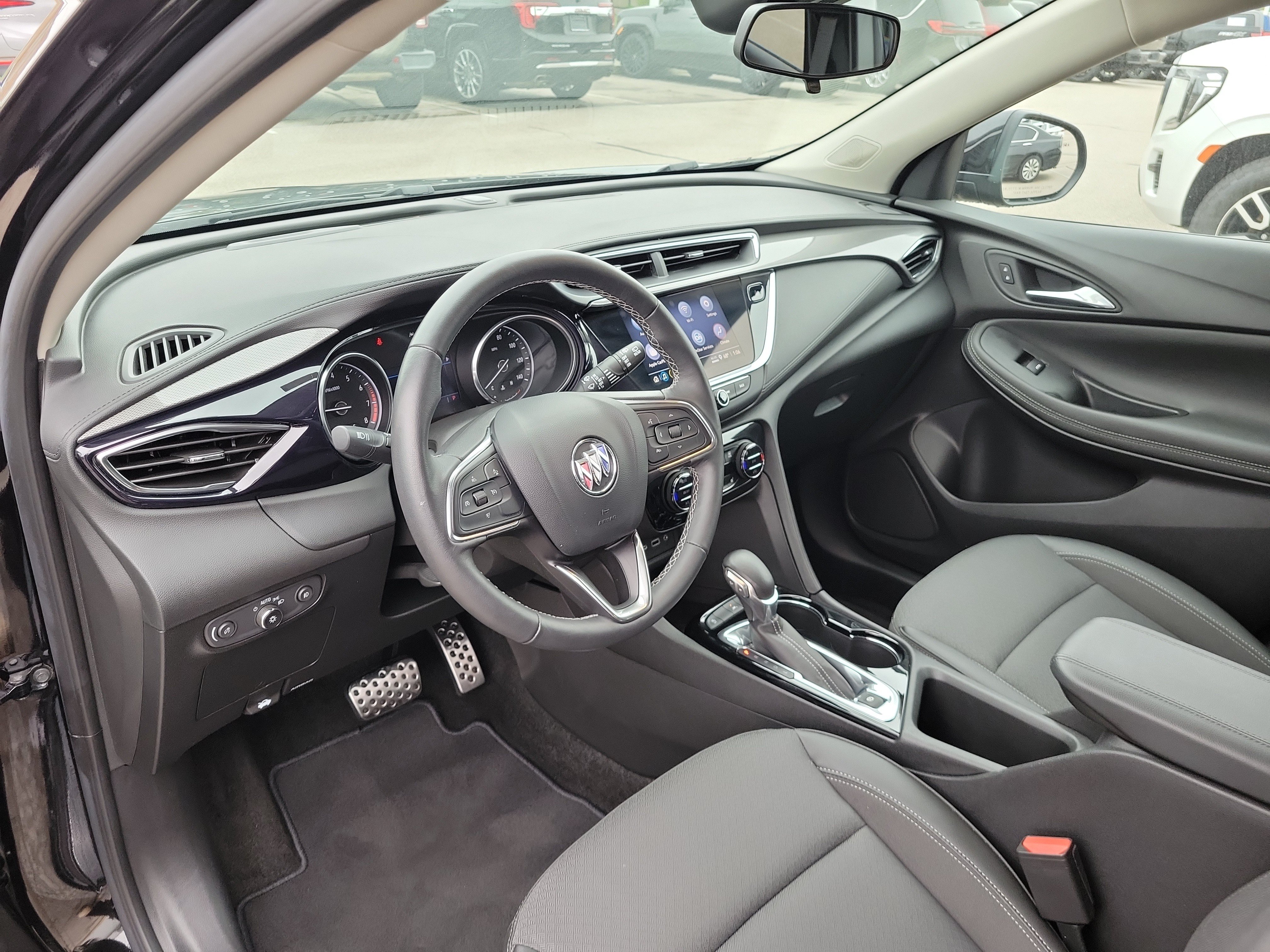 Used 2023 Buick Encore GX Select w/ Sport Touring Package FWD image 17