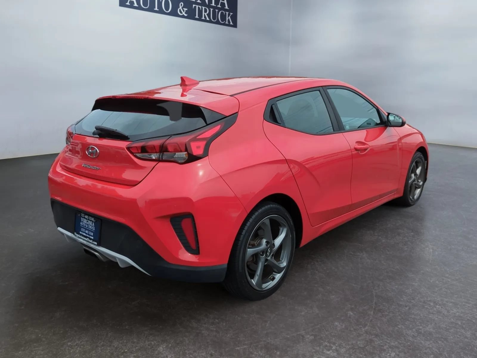 Used 2019 Hyundai Veloster 2.0 FWD image 10