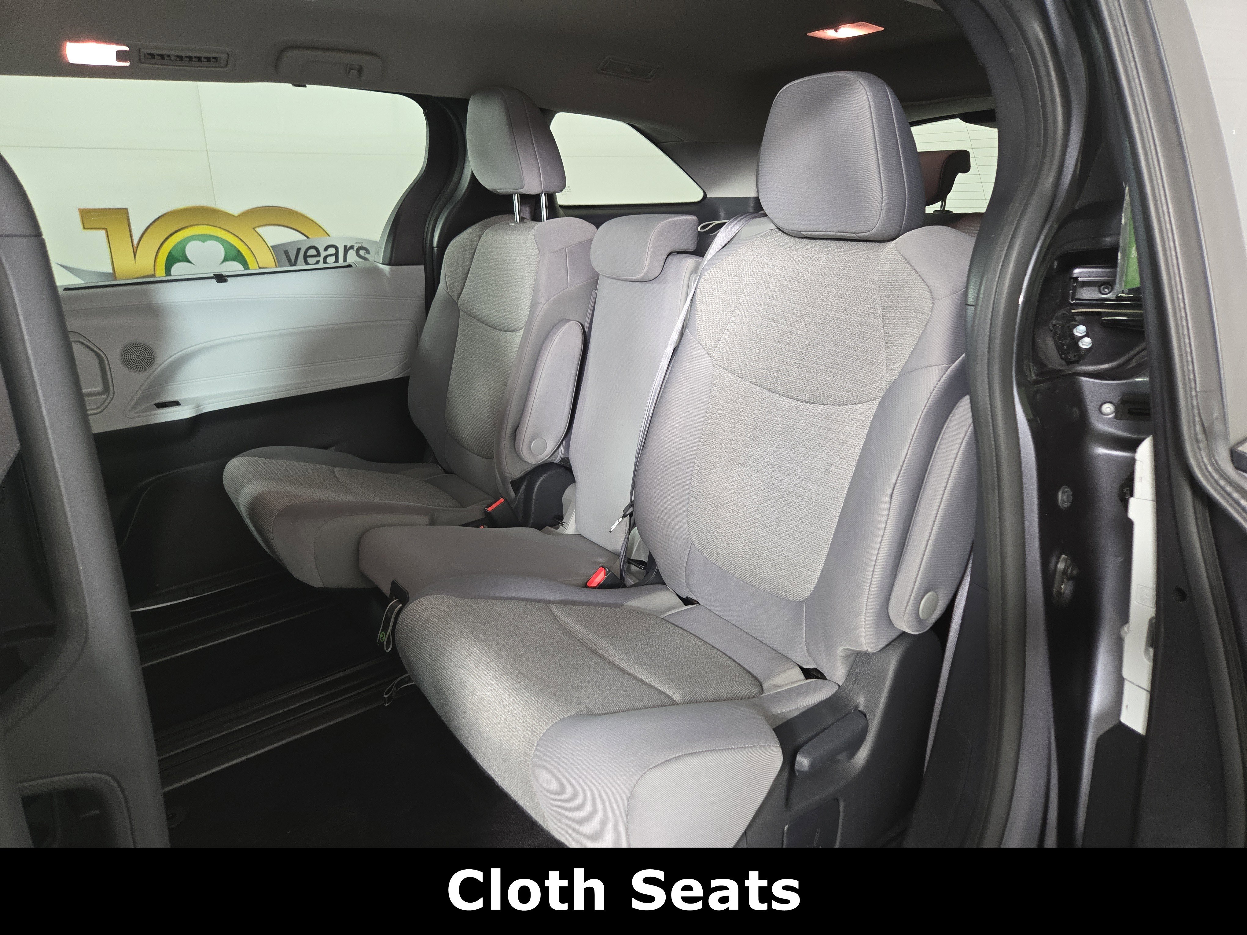 Used 2025 Toyota Sienna LE image 12