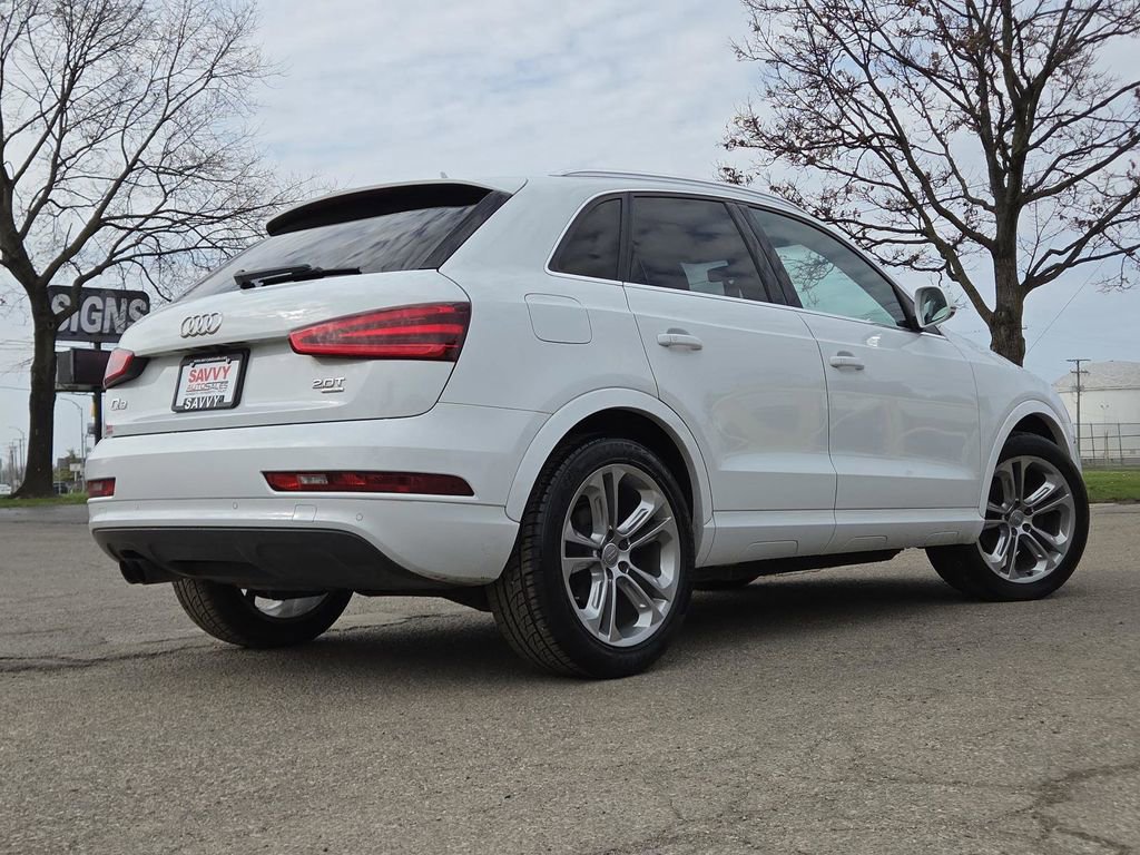 Used 2015 Audi Q3 2.0T Prestige w/ Prestige Package image 15