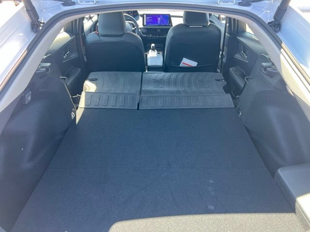 Used 2024 Toyota Prius Prime Premium FWD image 39
