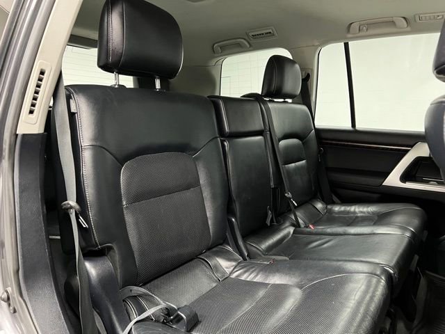 Used 2014 Toyota Land Cruiser image 56