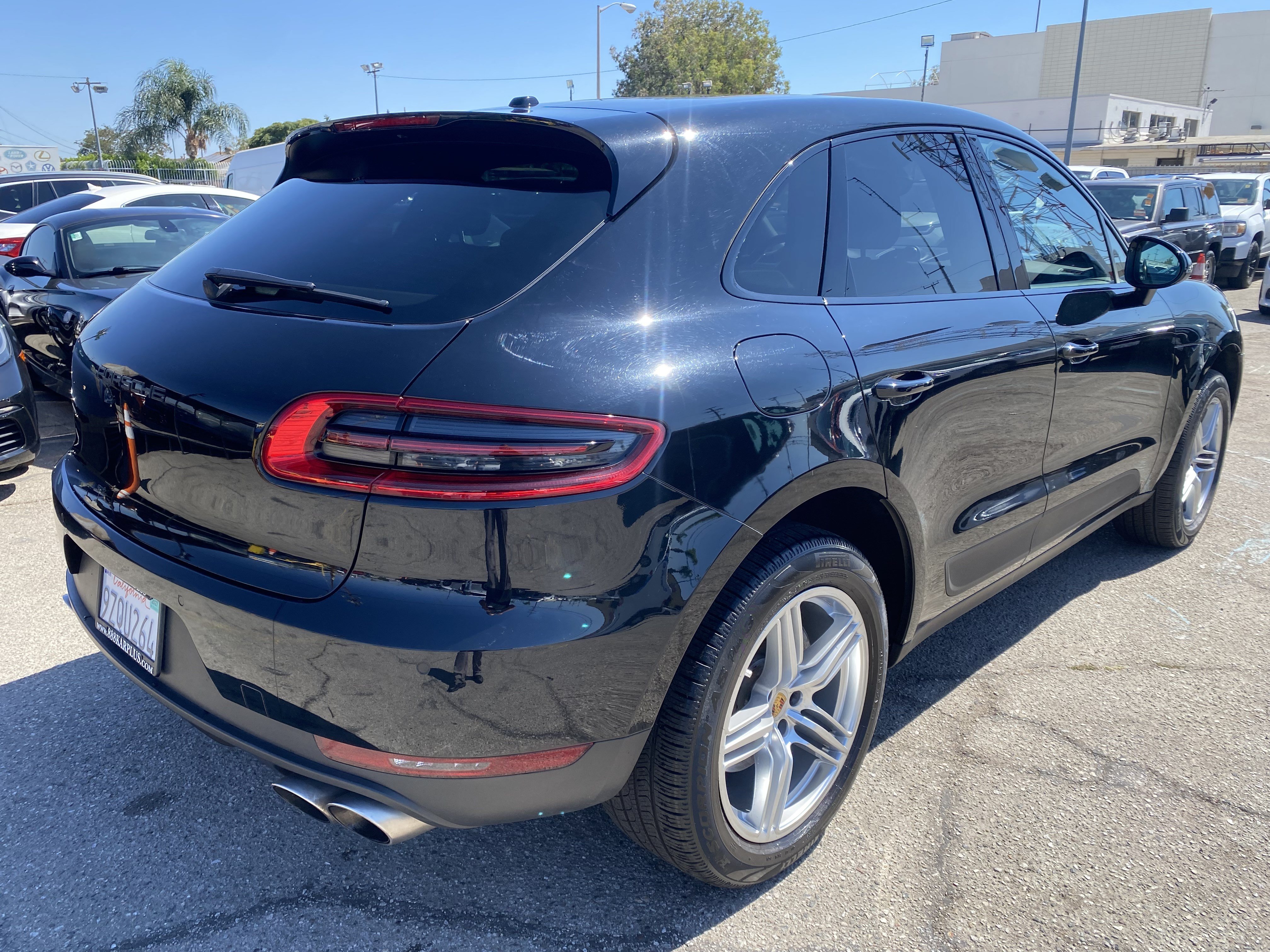 Used 2015 Porsche Macan S w/ Premium Package Plus AWD/4WD image 11
