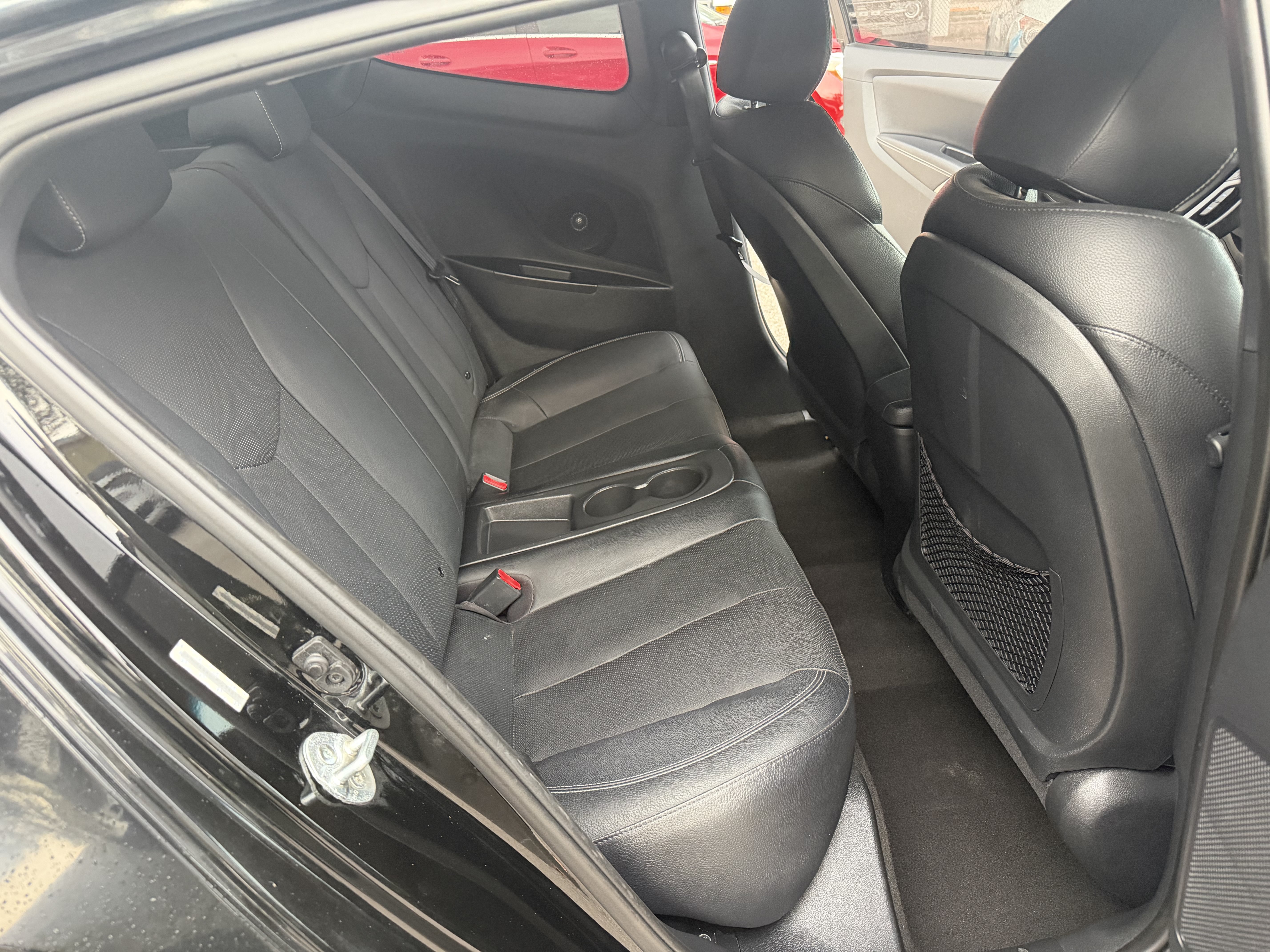 Used 2015 Hyundai Veloster Turbo FWD image 13