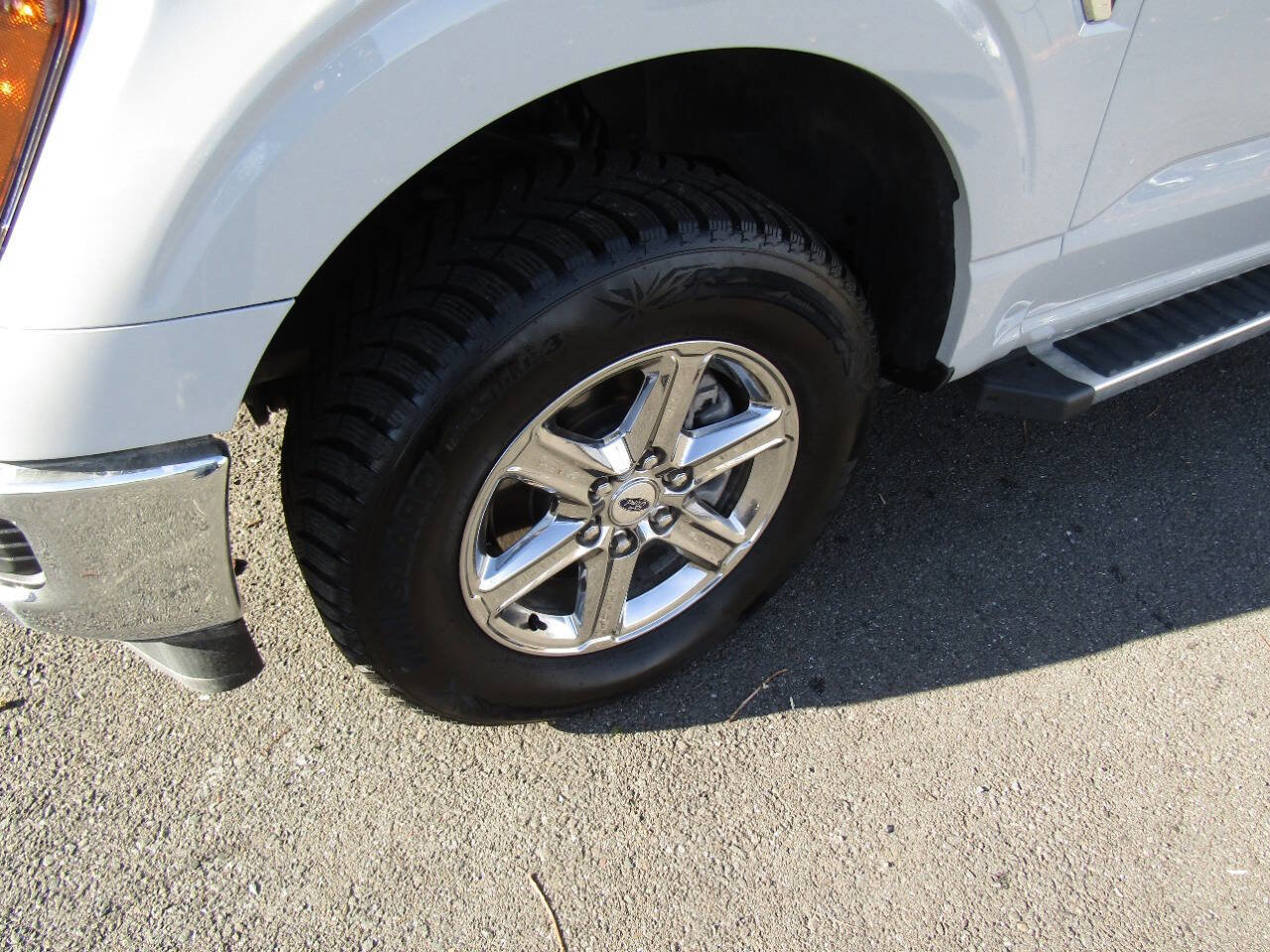 Used 2024 Ford F150 XLT image 35