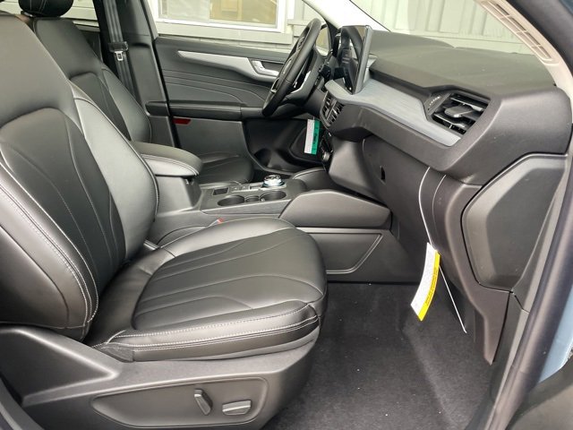 New 2026 Ford Escape SE w/ PHEV Premium Package image 13