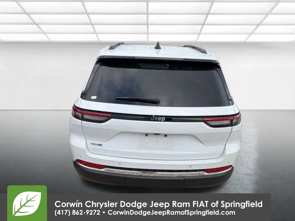 Used 2022 Jeep Grand Cherokee Limited 4xe image 7