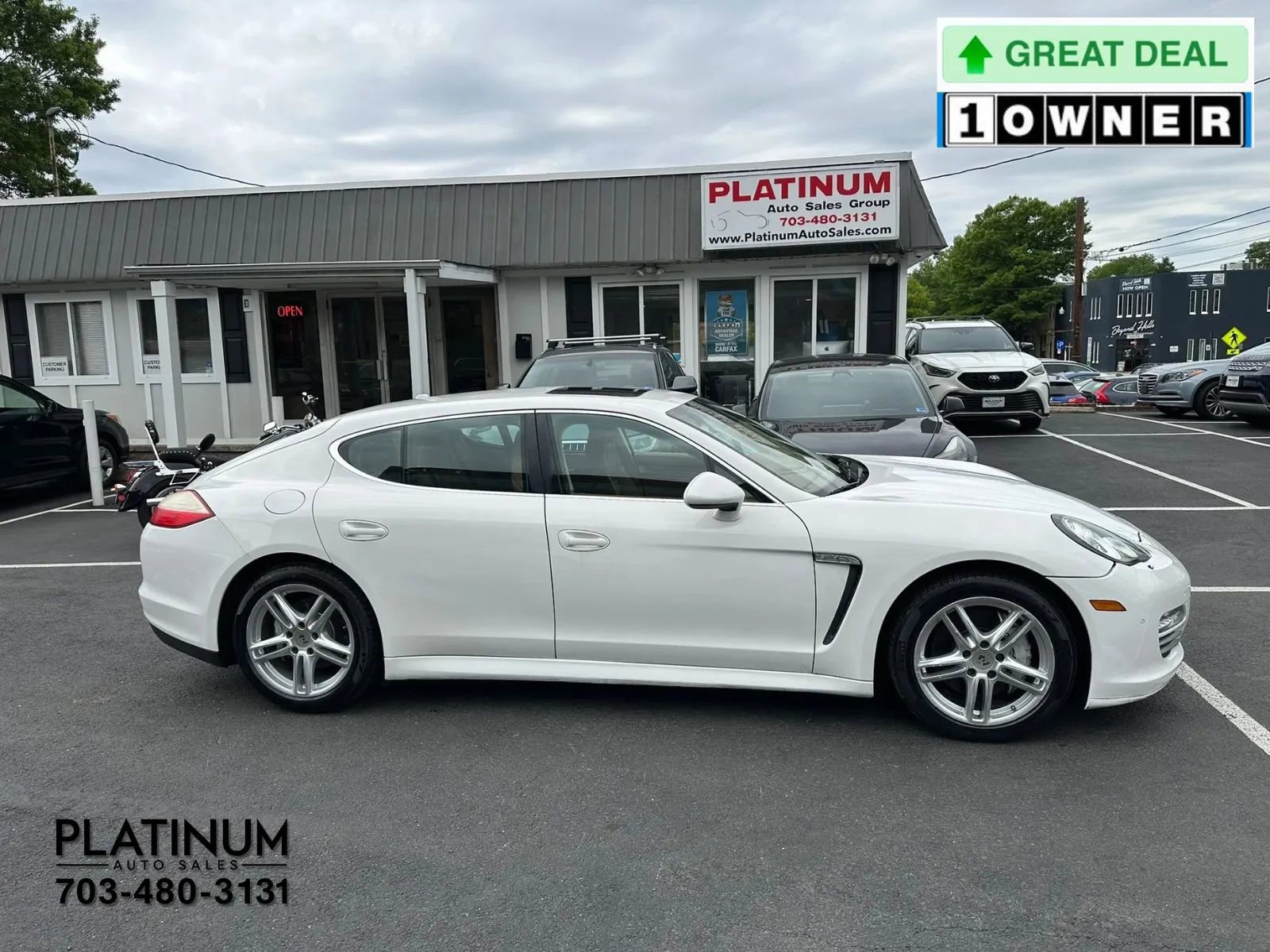 Used 2012 Porsche Panamera 4S image 2