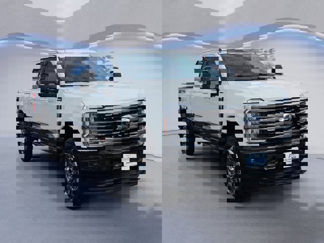 Used 2024 Ford F350 King Ranch w/ FX4 Off-Road Package image 7