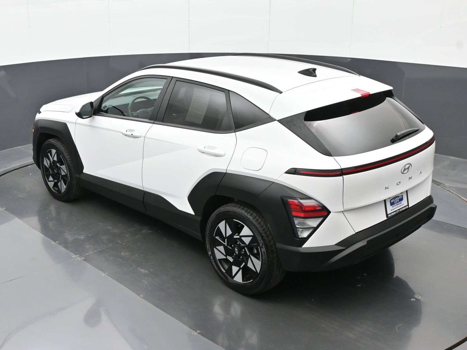 Certified 2024 Hyundai Kona SEL FWD image 29