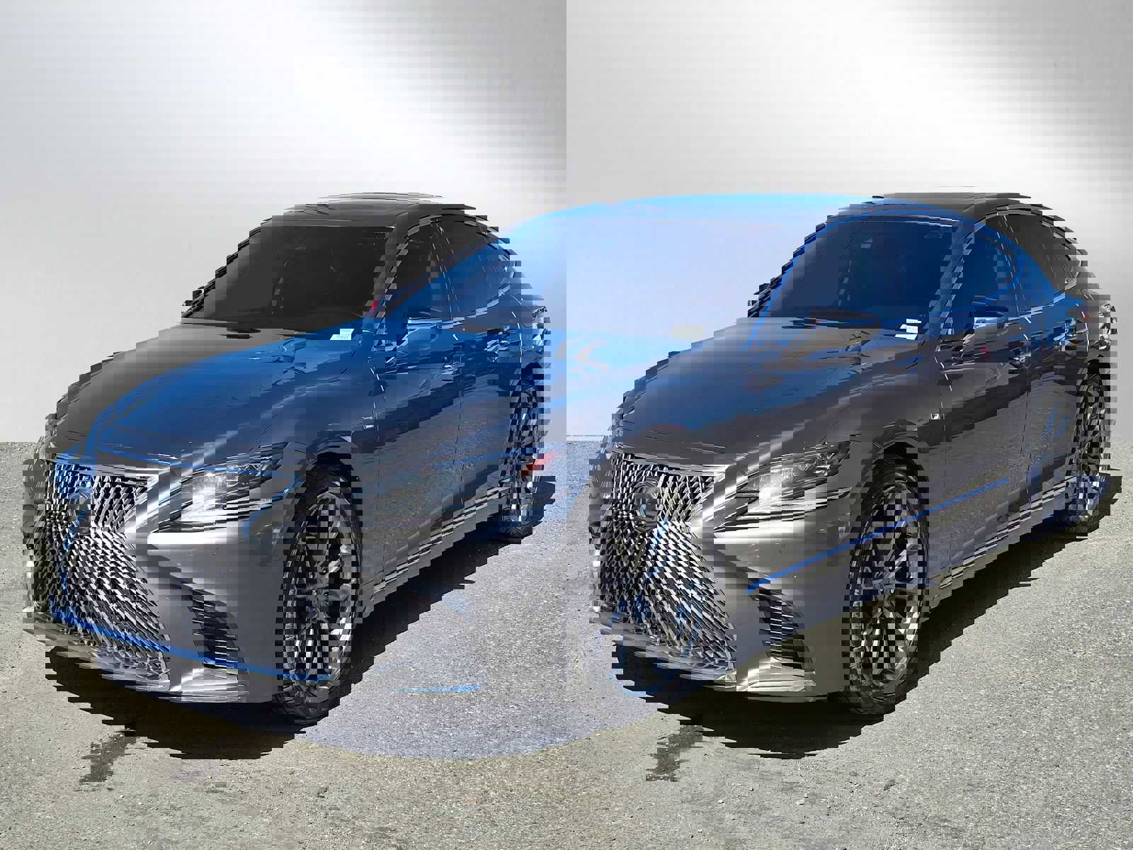 Used 2018 Lexus LS 500 image 3