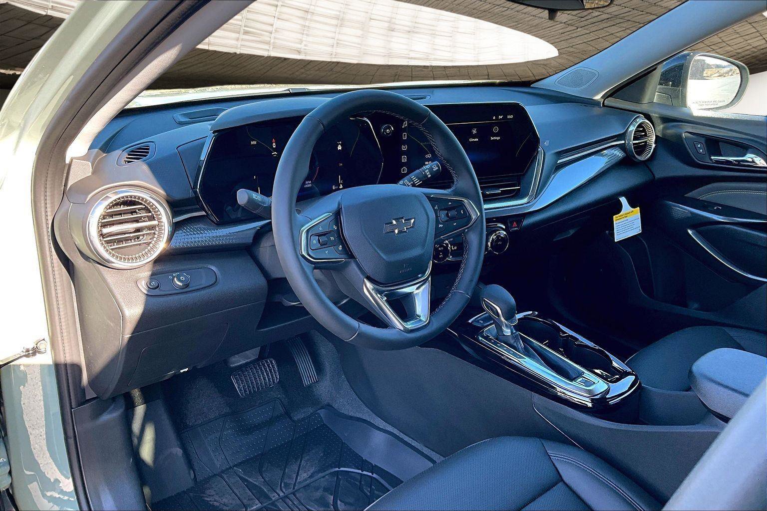 New 2026 Chevrolet Trax ACTIV w/ Sunroof Package image 8