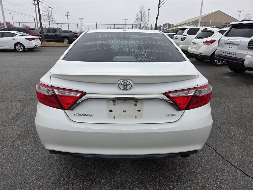 Used 2017 Toyota Camry XSE w/ Moonroof Package image 6