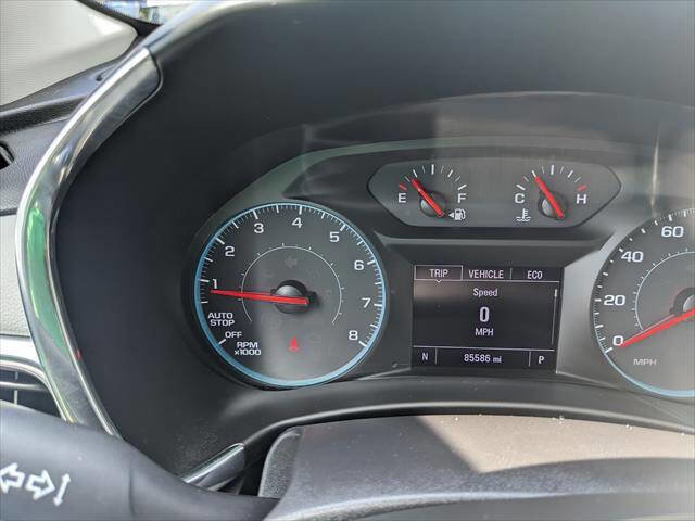 Used 2018 Chevrolet Equinox LS AWD/4WD image 20